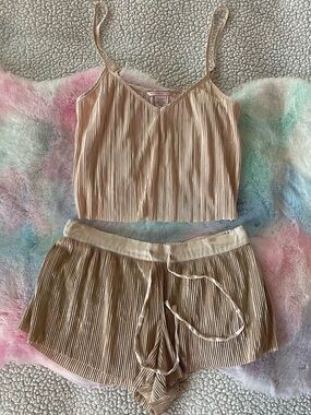 VS pj set